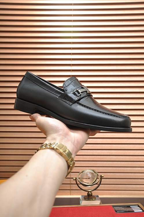 Picture of Louis Vuitton Shoes _SKULVsz38-45hnh121114004